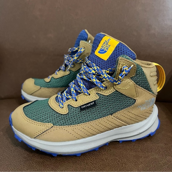 Kids The North Face Youth Fastpack Hiker Mid Walking Boots - Picture 2 of 8